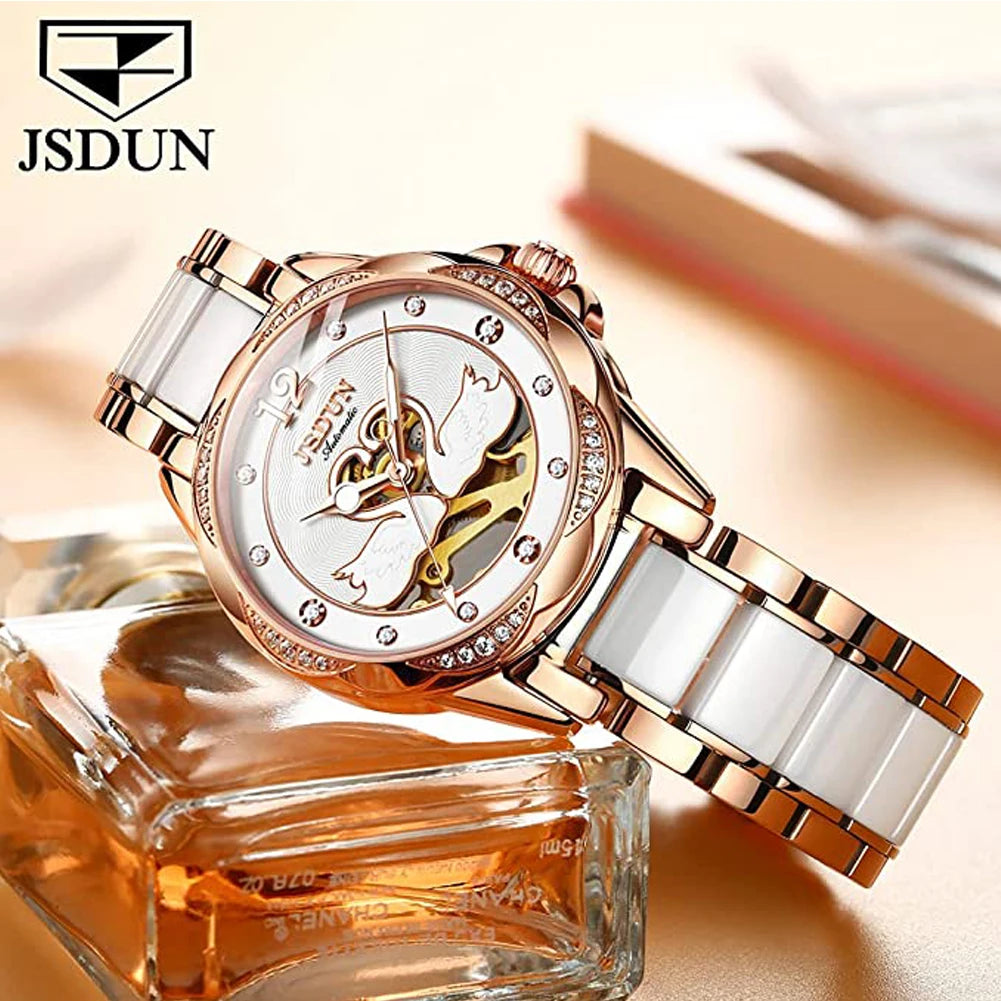 LivinginHiding™ Luxury Love Swan Design Skeleton Ladies Wristwatch