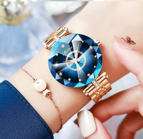 LivinginHiding™ Diamond Flower Watch